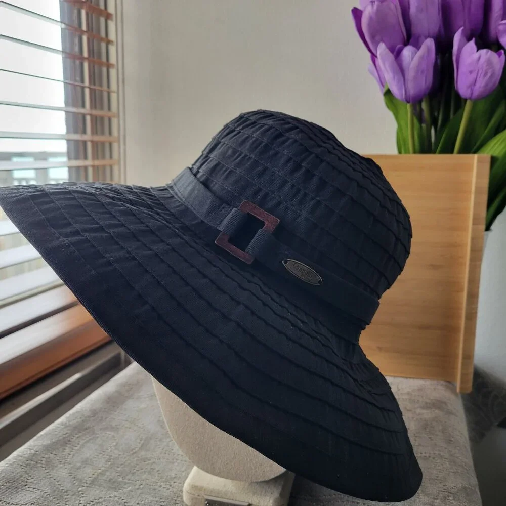 NWOT-Cappelli Summer /Spring Black Floppy Straw Bucket Hat (Size 7 1/8
